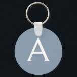 Porte-clés Dusty Blue minimaliste moderne Monogramme élégant<br><div class="desc">Découvrez notre Dusty Blue Minimalist Modern Monogram Elegant Collection : Elevez votre style avec une sophistication sobre et un charme intemporel. Notre collection présente des motifs minimalistes dans une teinte bleu roux apaisante, rehaussée d'élégants monogrammes adaptés à votre goût personnel. De la papeterie raffinée aux accessoires polyvalents, chaque pièce de...</div>