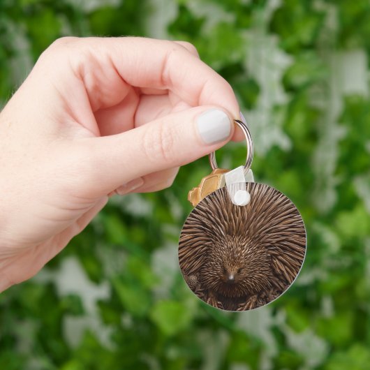Porte-clés Echidna australienne sculptée en bois (main)