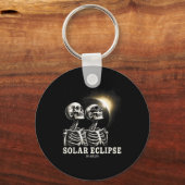 Porte-clés Éclipse solaire de totalité 04 08 (Recto)