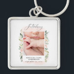 Porte-clés elegant pinker girl<br><div class="desc">Présentation d'un faire-part de naissance floral rose vif. Belle aquarelle florale et texte de script élégant. Partie d'une collection.</div>