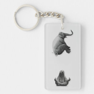 Porte-clés Éléphant et paresseux méditant en harmonie