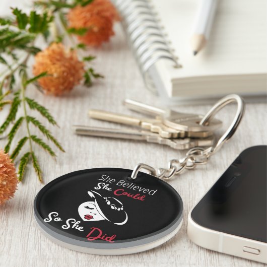 Porte-clés Elle Croyait Qu'Elle Pouvait Faire Du Porte - clé (Devant Droit)