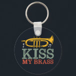 Porte-clés Embrasse Mon Brass Drôle Trumpet Player Puns<br><div class="desc">Conception amusante de trompette pour ceux qui jouent de l'instrument de musique en laiton dans un groupe de musique, orchestre ou performance musicale. Cool vintage retro Merchandises pour amoureux de musique jazz pour musicien et membre du groupe de marche. Parfait pour les professeurs de musique, les fans d'orchestre et ceux...</div>