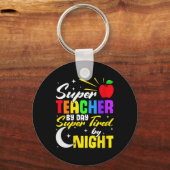 Porte-clés Enseignant Par Jour Super Fatigué Par L'École D'En (Recto)