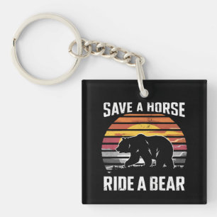 Porte-clés Épargnez un cheval, montez un ours, communauté gay