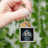 Porte-clés Épique de flammes bleues avec crânes (main)