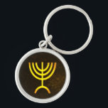 Porte-clés Flamme de Menorah<br><div class="desc">Un rendu numérique de la menorah juive à sept branches (hébreu : מְ וֹ נ רָ ). La menorah à sept branches, utilisée dans le sanctuaire portatif mis en place par Moïse dans le désert et plus tard dans le Temple de Jérusalem, est un symbole du judaïsme depuis des temps...</div>