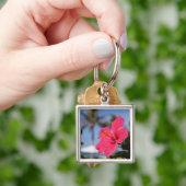 Porte-clés Fleur rose de ketmie (main)