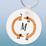 Porte-clés Funny Dachshund Saucisse Chien Monogramme<br><div class="desc">Dachshund mignon et drôle,  chiens de saucisse ou chiens plus vierges en mouvement perpétuel. Customiser en modifiant ou en supprimant l'initiale.</div>