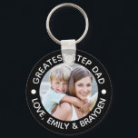 Porte-clés GREATEST STEP DAD Photo Your Color Personalized<br><div class="desc">Create a personalized photo keychain for the GREATEST STEP DAD (or your custom title) and names or custom message below in your choice of colors (the sample is shown in black with white text). greatest Step Dad keychain with photo and editable title GREATEST STEPDAD with custom black text beneath the...</div>