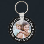 Porte-clés GREATEST STEP DAD Photo Your Color Personalized<br><div class="desc">Create a personalized photo keychain for the GREATEST STEP DAD (or your custom title) and names or custom message below in your choice of colors (the sample is shown in black with white text). greatest Step Dad keychain with photo and editable title GREATEST STEPDAD with custom black text beneath the...</div>