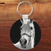 Porte-clés Gros plan Cheval blanc noir en nuit (Recto)
