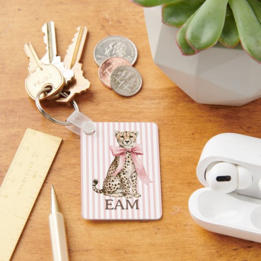 Porte-clés Guépard au nœud rose et monogramme à rayures (Bureau)