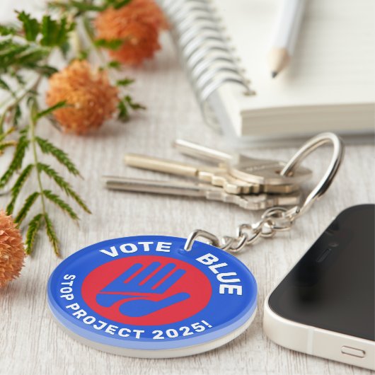Porte-clés Harris Walz Vote Blue 'Stop Project 2025 ! ' Code (Devant droit)