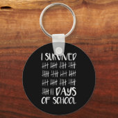 Porte-clés I Survived 67 Days Of School Funny 67 Meme Tally M (Recto)