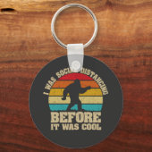 Porte-clés J'étais Distante Sociale Avant D'Être Cool Bigfoot (Recto)