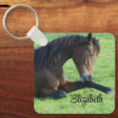Porte-clés Joli Cheval Brown allongé dans l'herbe (Recto)