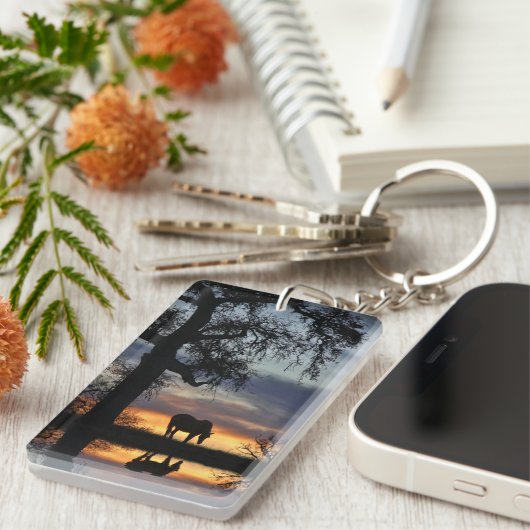 Porte-clés Joli cheval et eau (Devant droit)