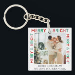Porte-clés Joyeux moderne et brillant simple couleur une phot<br><div class="desc">Texte et photo personnalisables,  Design moderne simple à une photo avec typographie colorée "Joyeux et lumineux" dans les couleurs rose,  vert et rouge.</div>