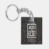 Porte-clés Justice ou bien (Devant gauche)