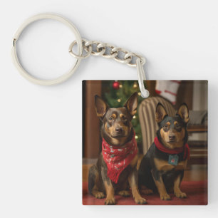 Porte-clés Kelpie australien au coin de la cheminée de Noël