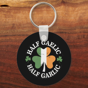 Porte-clés La Saint-Patrick mi-gaélique mi-ail
