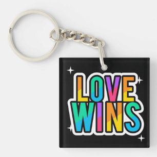 Porte-clés L'amour gagne. Fierté LGBTQ+. Arc-en-ciel.