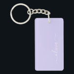 Porte-clés Lavande Purple Script Moderne Fille Monogramme Nom<br><div class="desc">Lavender Purple Simple Script Monogramme Nom Porte - clé. Cela rend le cadeau parfait pour 16 ans,  mariage,  douche nuptiale,  anniversaire,  baby shower ou bachelorette pour quelqu'un qui aime le luxe glam et les styles chic.</div>