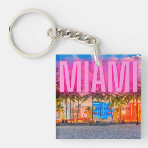 Porte-clés Le front de mer pittoresque de Neon Miami