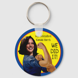 Porte-clés Le vice-président Kamala Harris en tant que Rosie