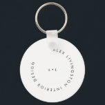Porte-clés Logo minimaliste de monogramme noir blanc<br><div class="desc">Monogramme minimaliste moderne Cercle noir et blanc Porte - clé de logo d'entreprise</div>