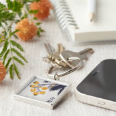 Porte-clés Loquats et une sauterelle (Côté)