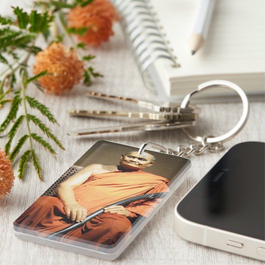 Porte-clés Luang Poo Cha Subhaddho ... Moine bouddhiste (Devant droit)