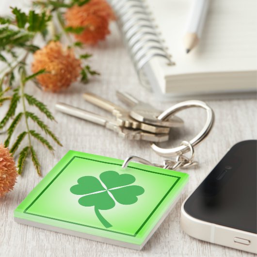 Porte-clés Lucky Four Leaf Shamrock Design-87906 (Devant Droit)