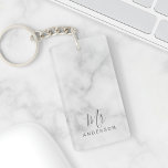 Porte-clés M. et Mme. | Élégant marbre moderne Mariage de scr<br><div class="desc">"Mr and Mrs" Elégant Marbre blanc moderne Script personnalisé Cadeau Couple Parfait comme cadeau de mariage pour les cadeaux d'anniversaire de mariage,  les cadeaux d'anniversaire de mariage,  les cadeaux de Saint Valentin et cadeau pour toutes les occasions.</div>
