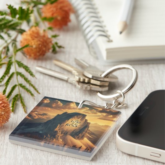 Porte-clés Majestic Mountain : Le Seigneur Est Mon Rocher (Devant Droit)