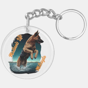 Porte-clés Malinois noir et tan dans l'eau