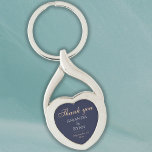 Porte-clés Mariage simple élégant bleu foncé Merci<br><div class="desc">Mariage Merci bleu foncé simple et élégant porte - clé. Cet élégant porte - clé en forme de coeur est une grande faveur de mariage pour vos invités. Arrière - plan bleu foncé avec texte dans un script moderne. Vous pouvez facilement customiser tout le texte - le personnaliser avec le...</div>
