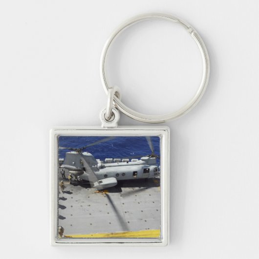 Porte-clés Marines embarquent un hélicoptère CH-46E Sea Knigh (Devant)