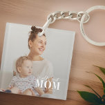 Porte-clés Meilleure maman du monde depuis 20XX Photo moderne<br><div class="desc">Ce design simple et moderne est composé de sans serif et de typographie cursive ludique et d'ajouter une photo personnalisée.</div>