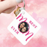 Porte-clés Meilleure maman jamais photo rose<br><div class="desc">Ce Porte - clé photo Best Mom Ever est décoré avec le mot Mom in stylish rose typography. Facilement personnalisable avec votre photo. Fait un cadeau parfait pour la Fête des Mères.</div>