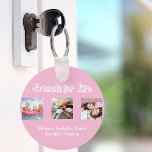 Porte-clés Meilleurs amis rose pastel photos de script blanc<br><div class="desc">Un cadeau pour votre(vos) meilleur(s) ami(s) pour les anniversaires,  Noël ou un événement spécial. Texte blanc : Amis pour la vie,  écrit avec un script de style tendance. Personnalisez et utilisez vos propres photos et noms. Un arrière - plan pastel rose ceint.</div>