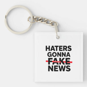 Porte-clés Minimalist T-Shirt Design with "Haters Gonna Fake