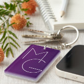 Porte-clés Moderne 2 Initiales | Ombre Subtile Violet Foncé (Devant droit)
