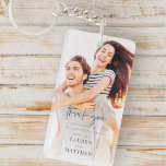 Porte-clés Moderne Simple minimaliste chic Mariage Merci<br><div class="desc">Design est composé de typographie chic moderne avec sans serif et serif police.</div>