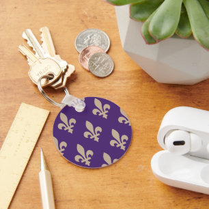 Porte-clés Motif Fleur de Lis, Crème Royale Française sur Vio