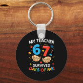 Porte-clés My Teacher Survived 67 Days Of School Funny 6-7 67 (Recto)