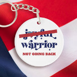 Porte-clés Ne pas revenir Guerrier Type USA Drapeau Coeur Bla<br><div class="desc">Plus de "Joyful Warrior". Ne retourne pas. Pas mon président. Prenez position et soutenez la démocratie et vos compatriotes avec ce porte - clé acrylique graphique et patriotique. La typographie de calligraphie bleu marine, un bar rouge "non" et un coeur rustique du drapeau américain en bois recouvrent un arrière -...</div>