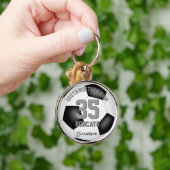 Porte-clés noir blanc joueur d'équipe nom filles garçons foot (Main)