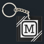 Porte-clés Noir et blanc classique Monogramme à Carré simple<br><div class="desc">Un design noir & blanc classe composé d'un carré rectangulaire blanc au milieu avec des lignes noires et blanches élégantes de chaque côté. Comprend un monogramme entièrement personnalisable en noir paraphé au milieu. Tous les éléments de cette conception sont entièrement personnalisables, ce qui signifie que vous pouvez changer n'importe quel...</div>